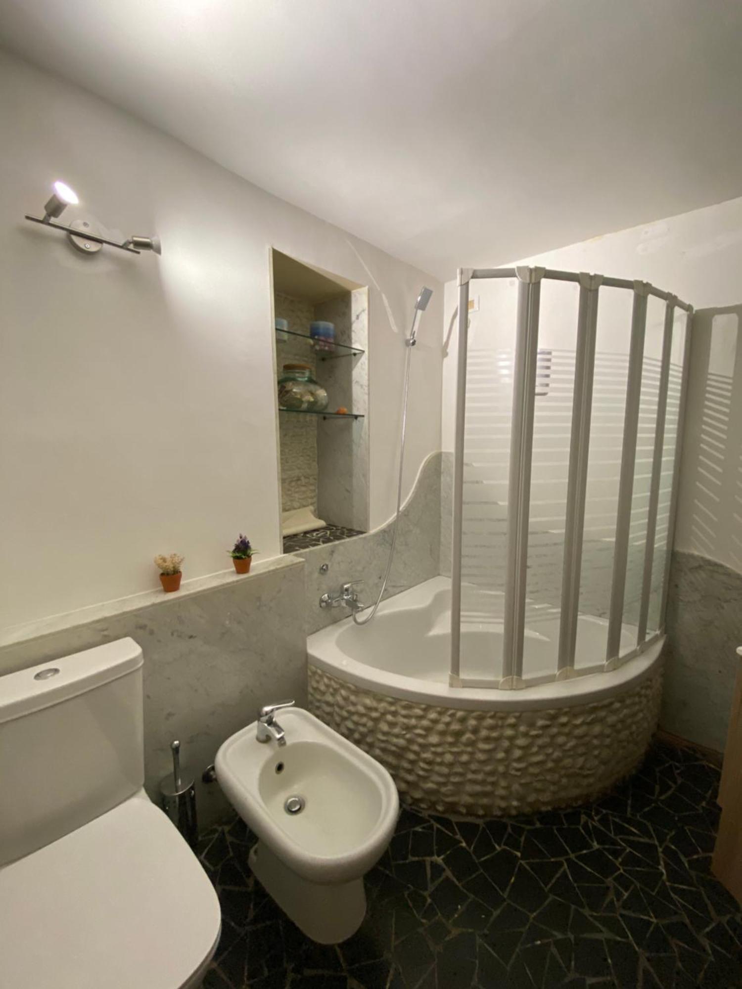 Ciuri Tuttu L'Annu Rooms カターニア エクステリア 写真